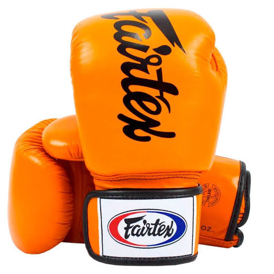Fairtex Deluxe Eng anliegende Muay Thai Boxhandschuhe BGV19
