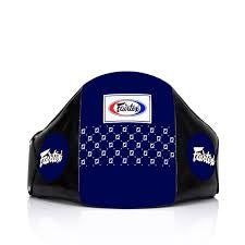 แผ่นรองท้อง Fairtex BPV1 สีขาว/ดำ หนังมาตรฐาน