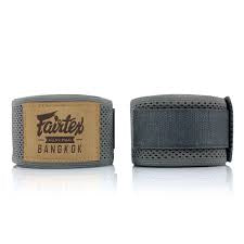 Fairtex HW4 Schwarze Mesh-Handbandagen